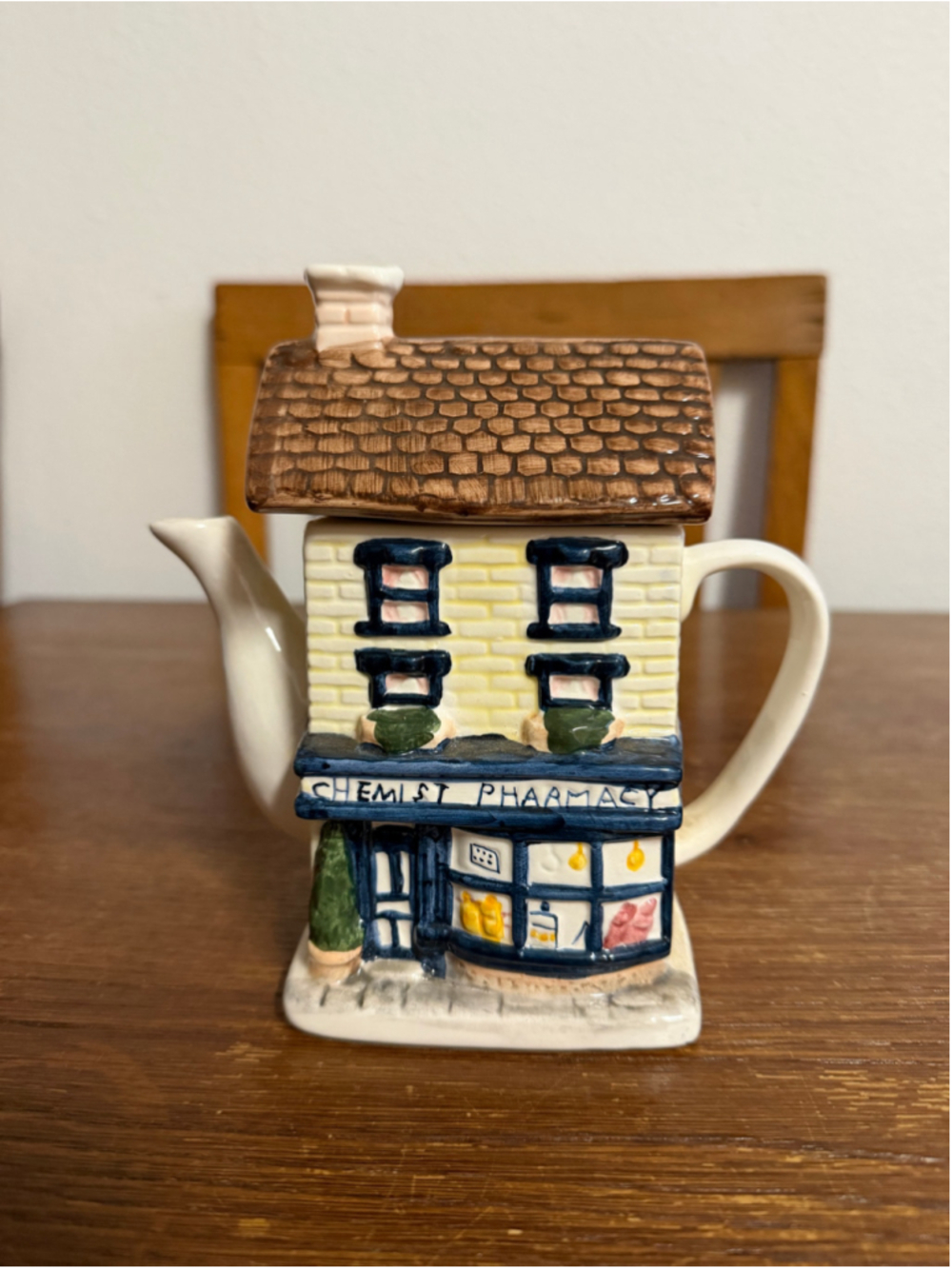 Giftcraft Chemist Pharmacy Building Ceramic Teapot House Novelty Vintage